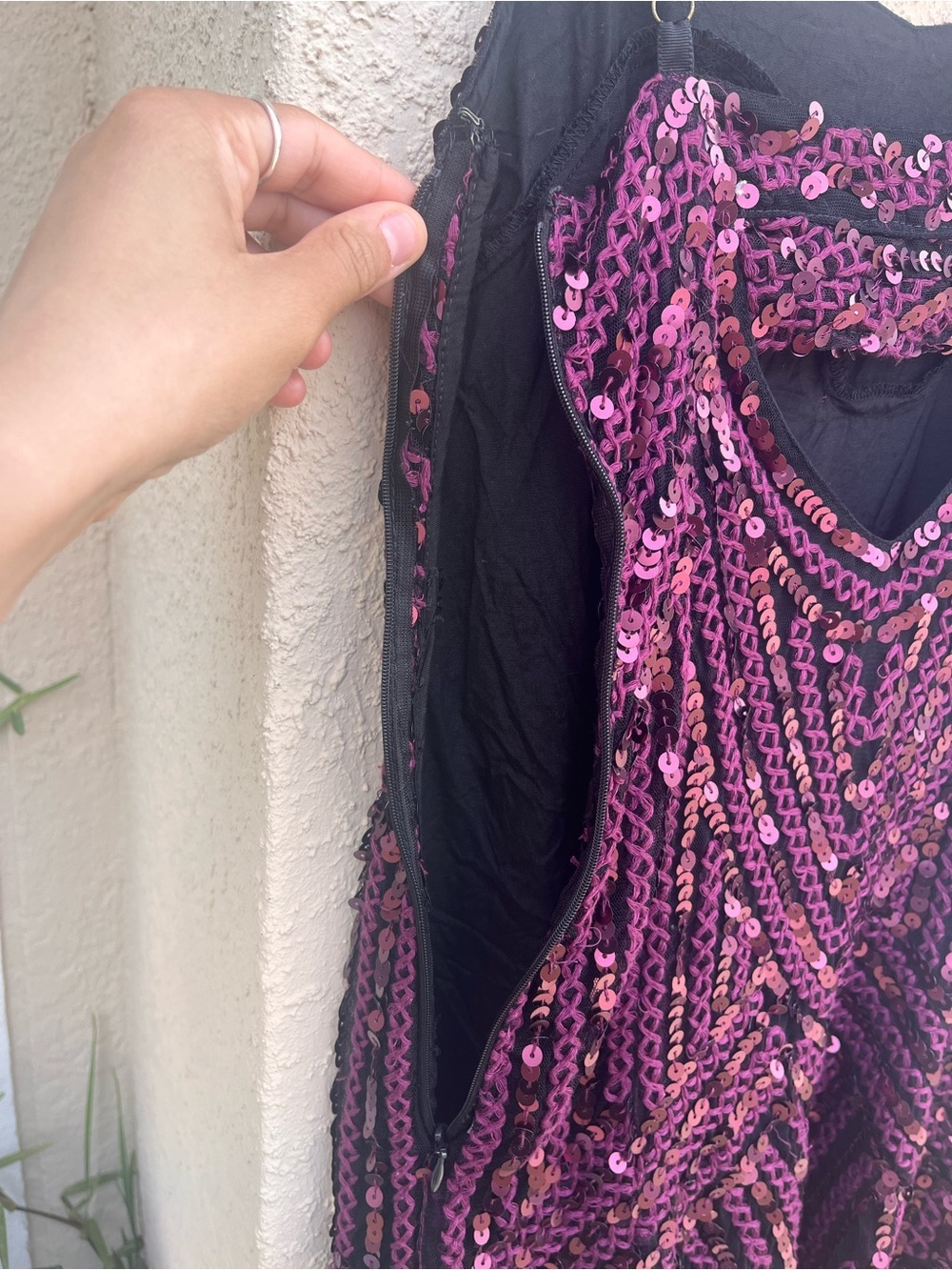 Sequin Cocktail Dress Burgundy Plum Geometric Open Back Fringe Hem Party Dress - Picture 10 of 10